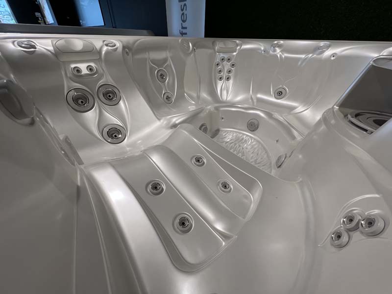 Caldera saltvandsspa i Neptun Spa & Pool udstilling